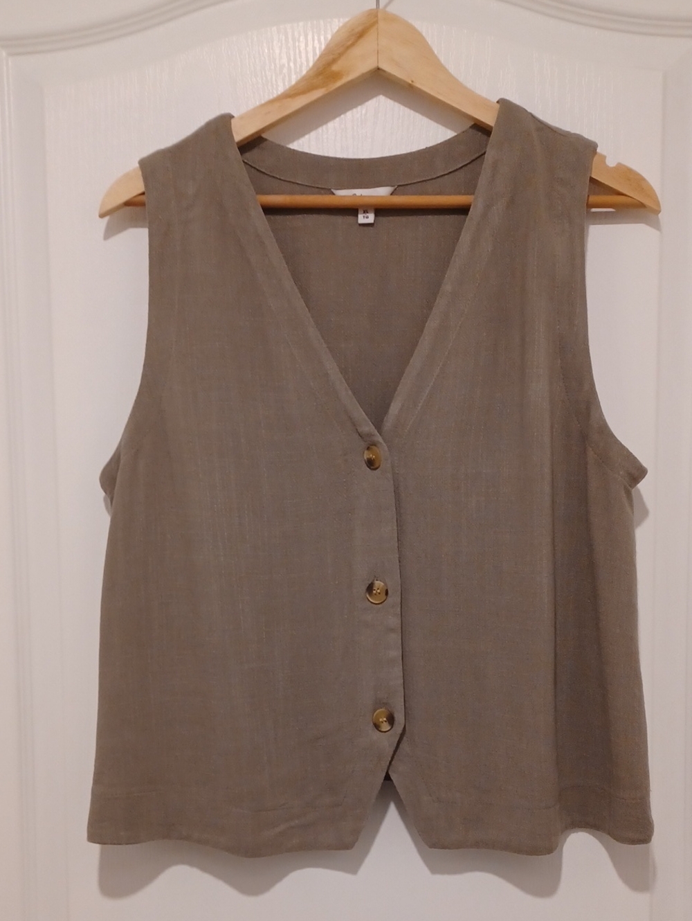 Women's Taupe Button-Front V-Neck Vest